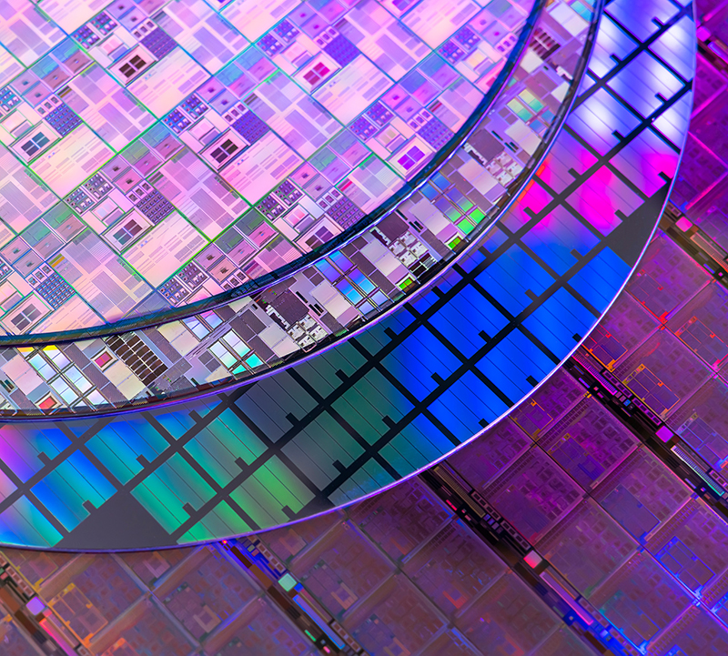 silicon wafer with integrated circuits