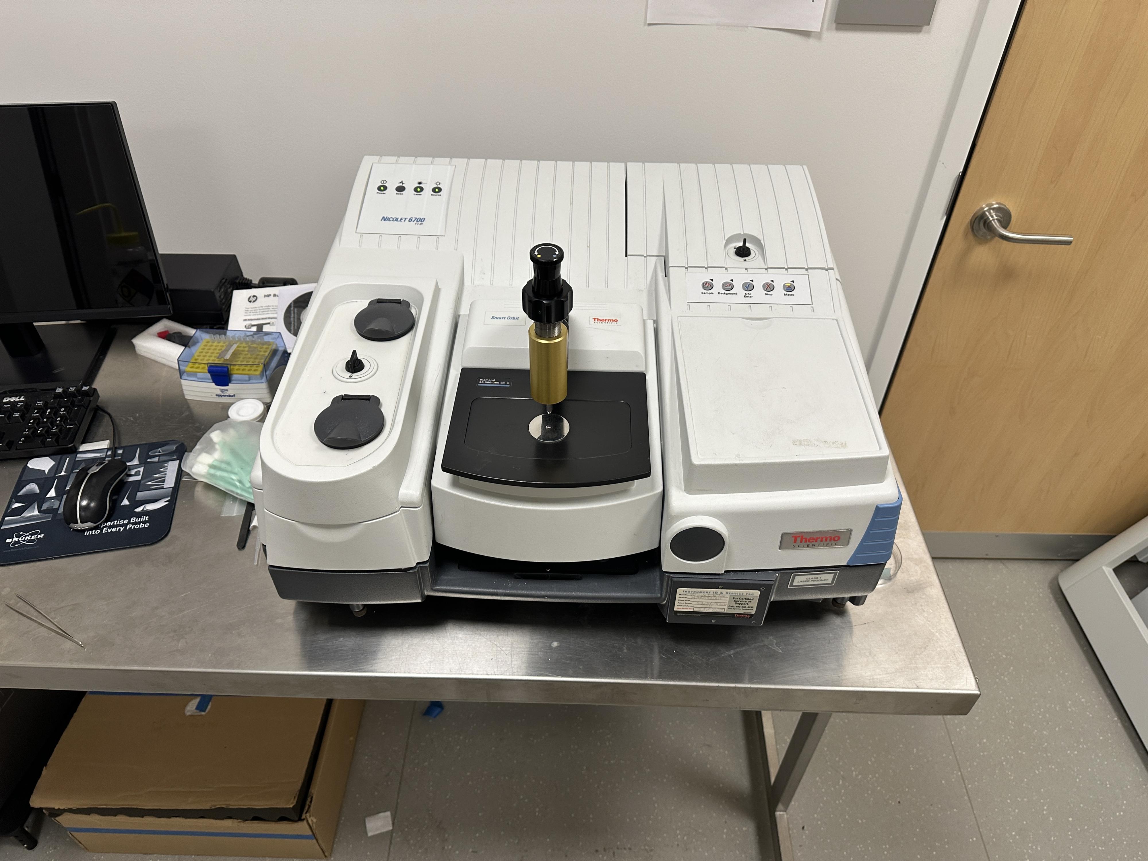 Nicolet 6700 FTIR Spectrometer 