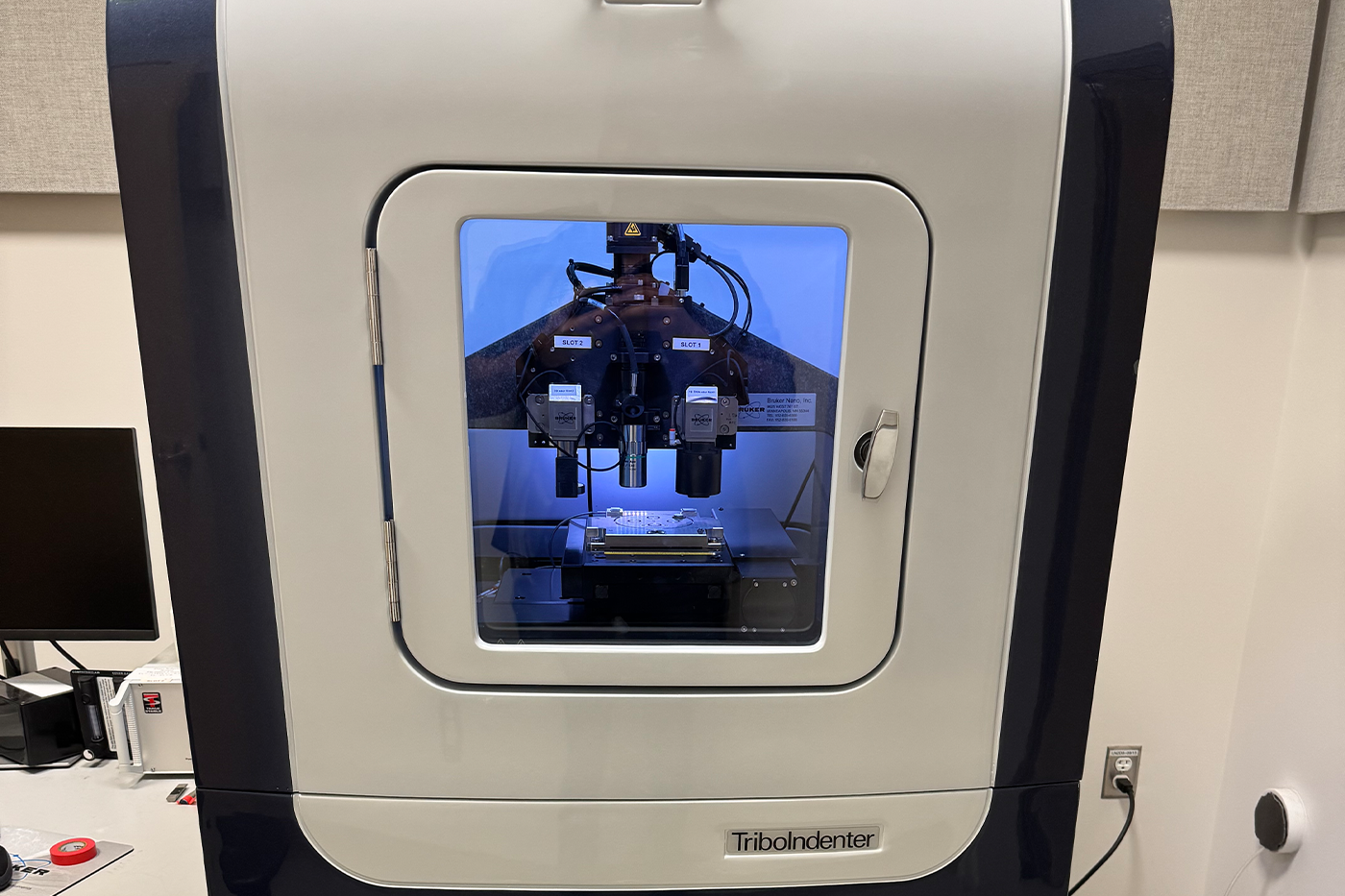 Hysitron 980 Triboindenter